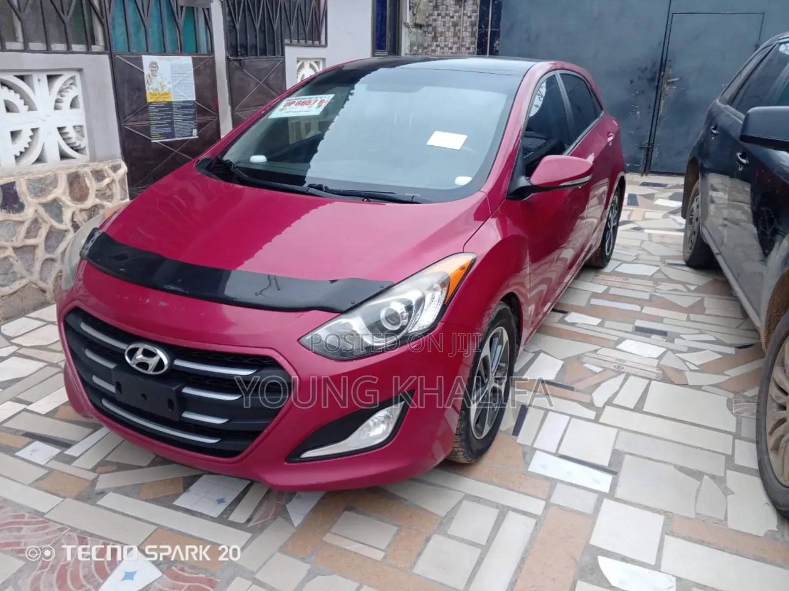 Hyundai Elantra 2016 Red