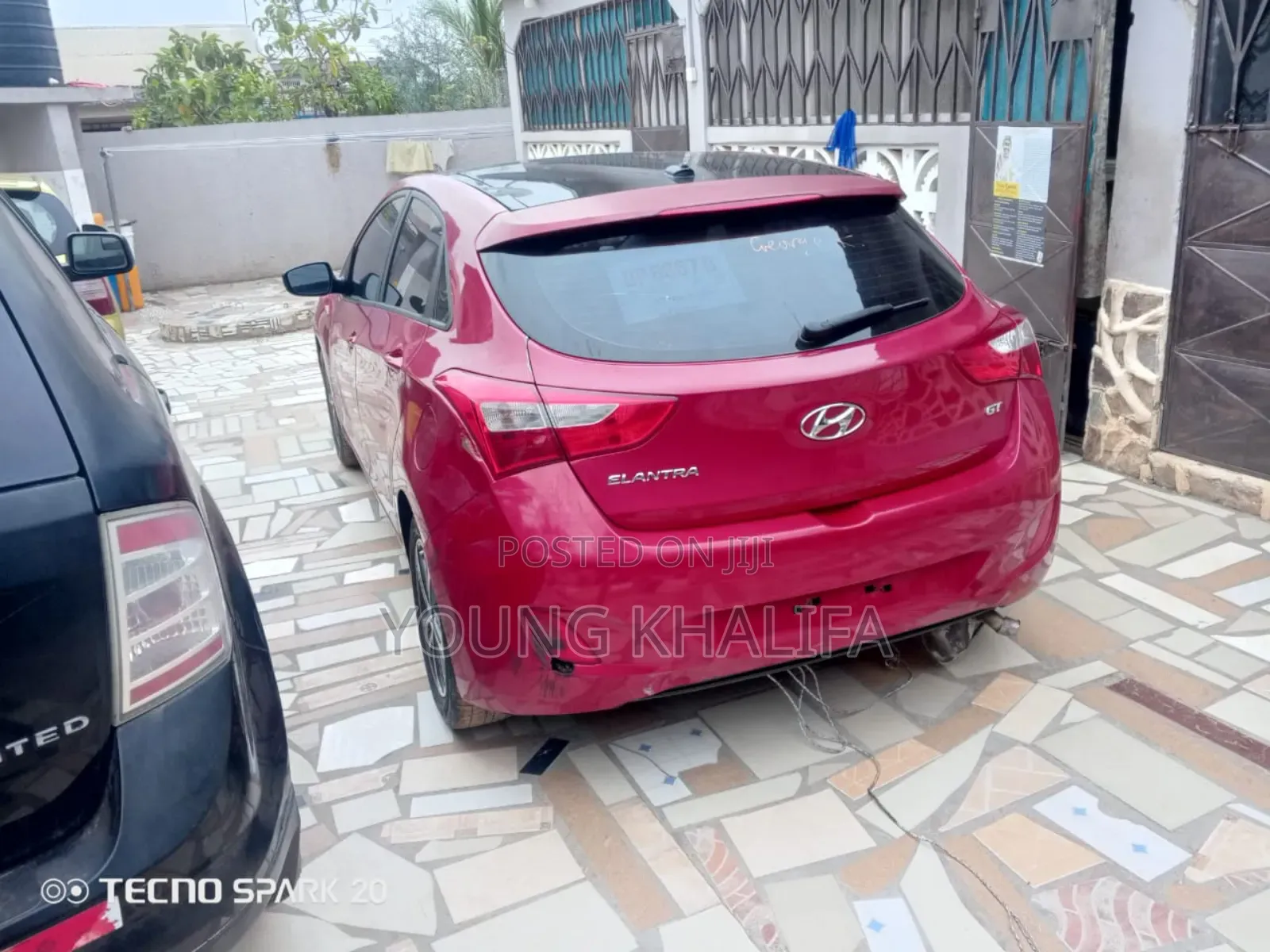Hyundai Elantra 2016 Red