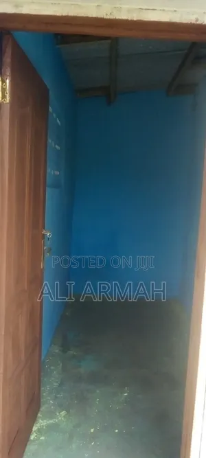 1bdrm House in Exhibition for rent