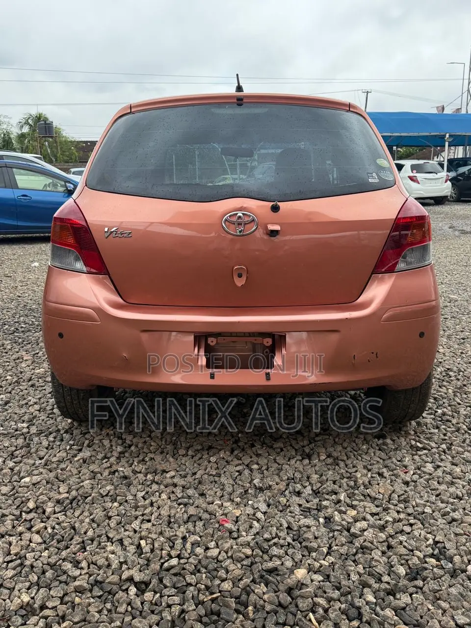 Toyota Vitz 1.3 FWD 5dr 2010 Pink