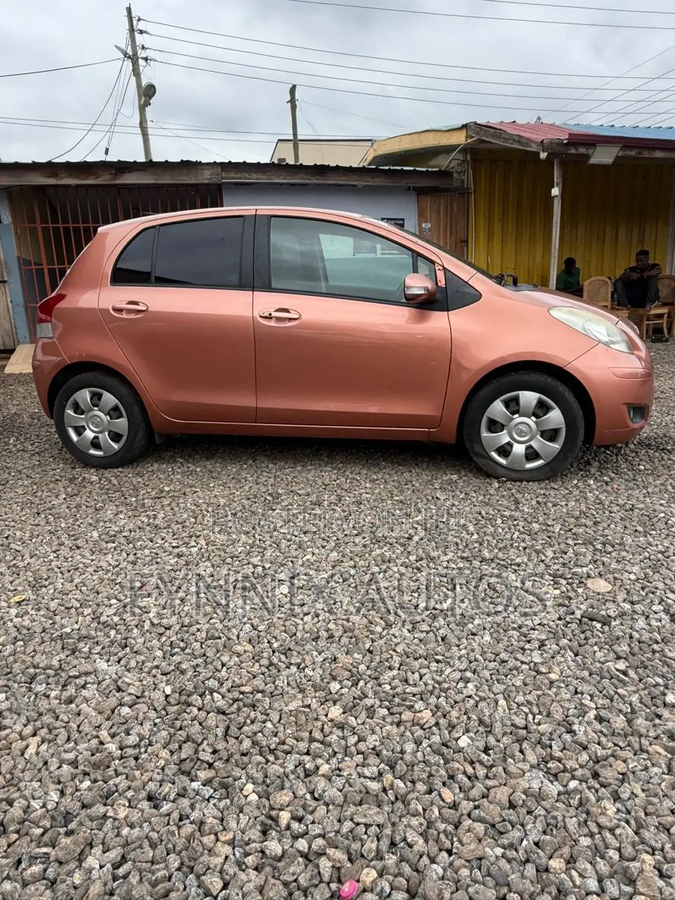 Toyota Vitz 1.3 FWD 5dr 2010 Pink