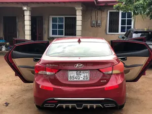Hyundai Elantra 2013 Red