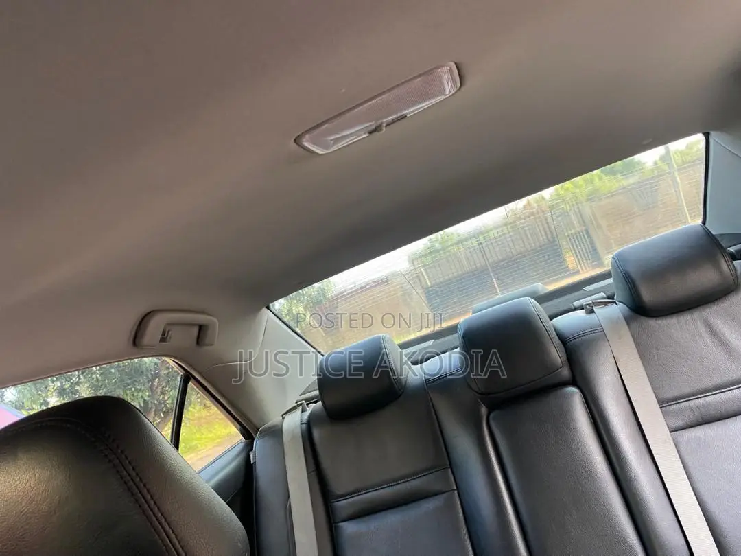 Toyota Camry 2014 Silver