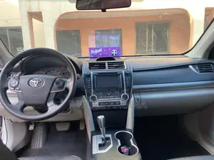 Toyota Camry 2014 Silver