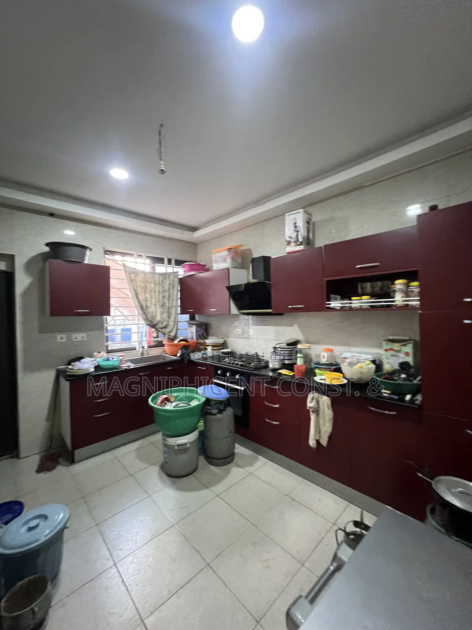 3bdrm House in Lakeside Estates for sale
