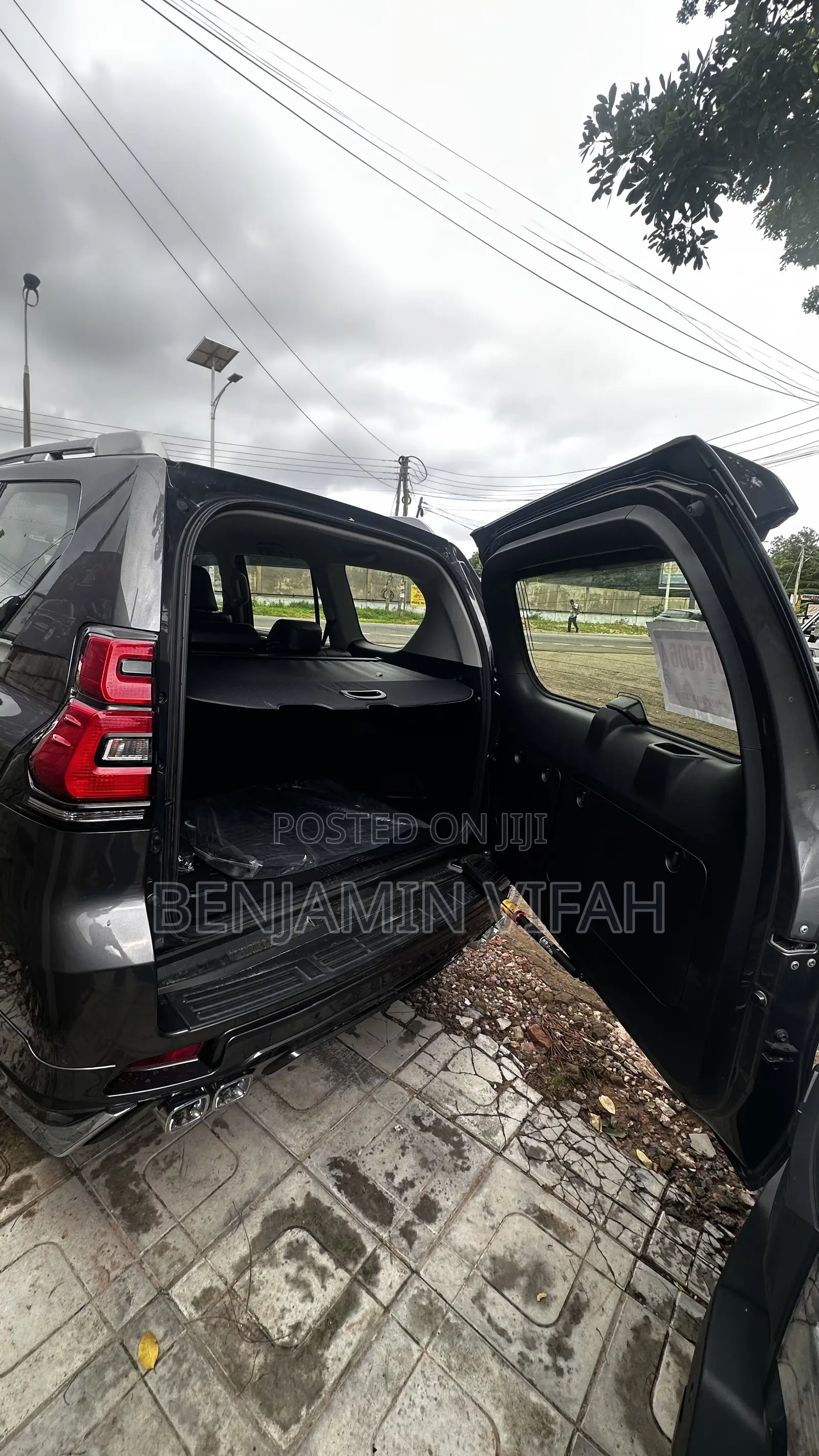 New Toyota Land Cruiser Prado 2022 Gray