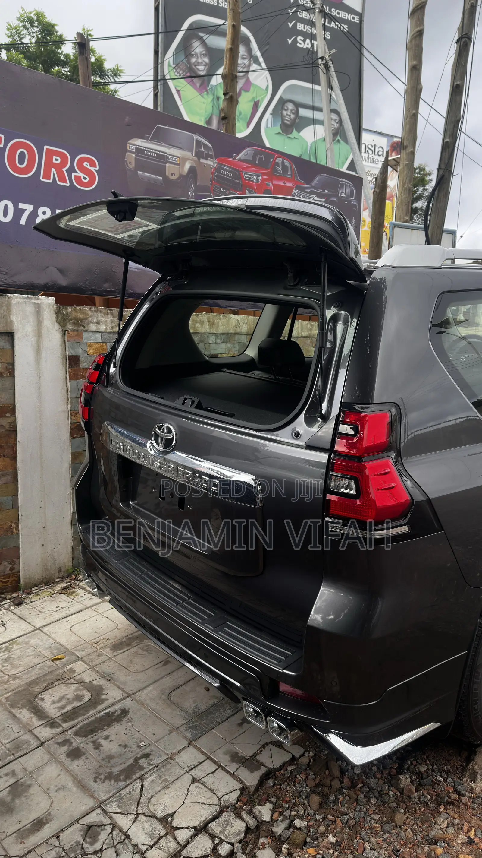 New Toyota Land Cruiser Prado 2022 Gray