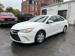 Toyota Camry 2015 White