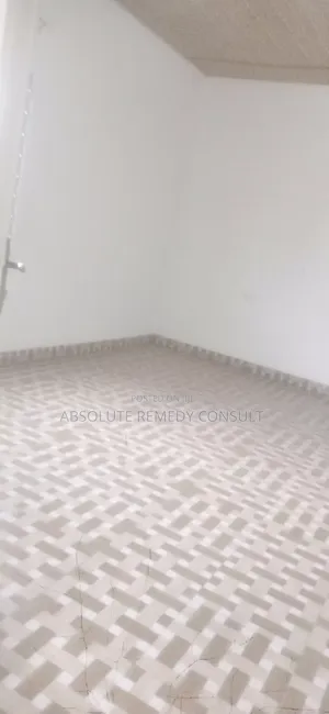 2bdrm Apartment in Pokuase for rent