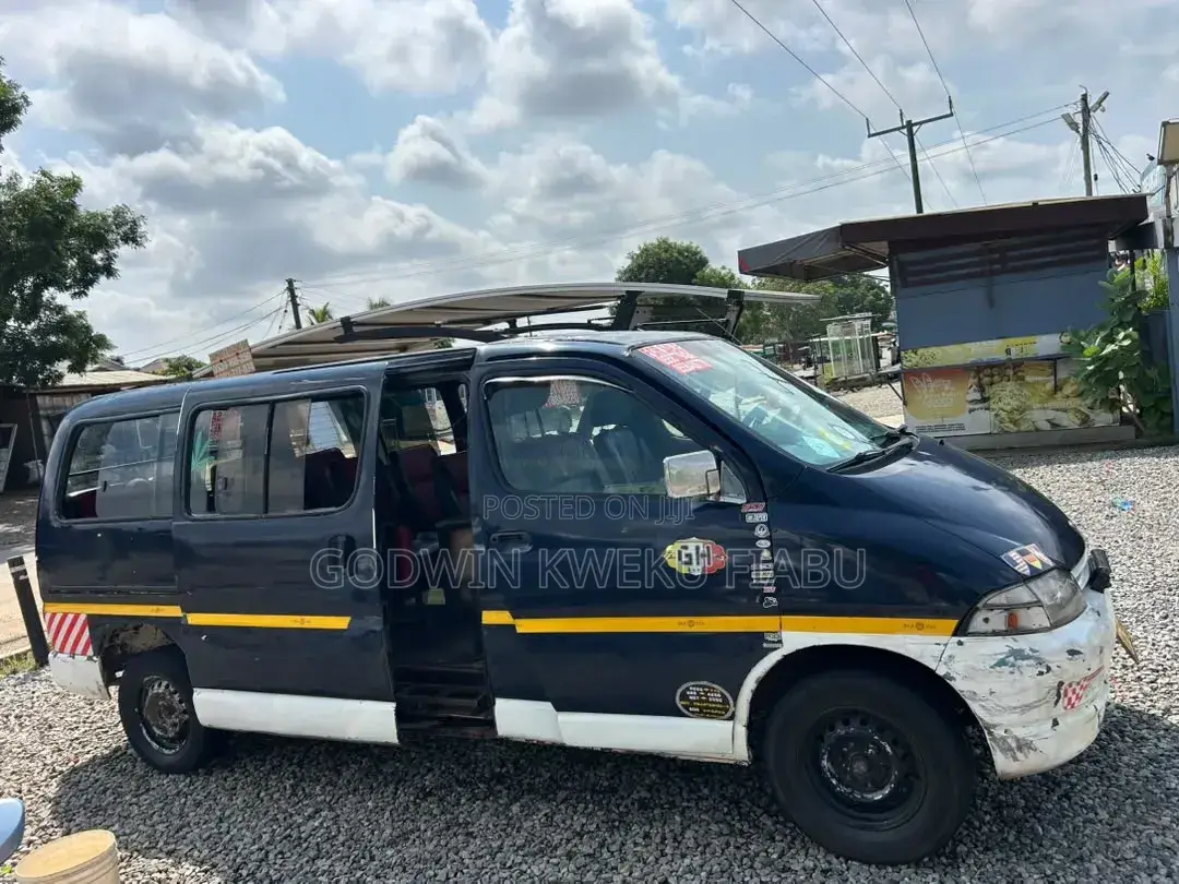 Toyota HiAce 2007 Black