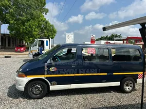 Toyota HiAce 2007 Black