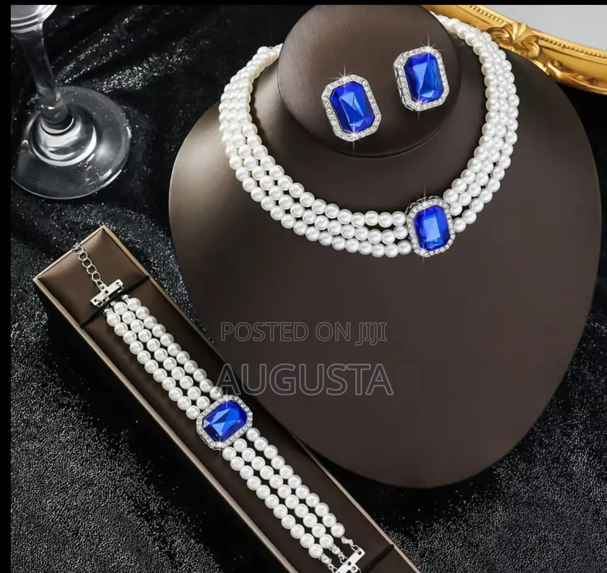 Women's Jewelry