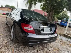 Mercedes-Benz C250 2014 Black