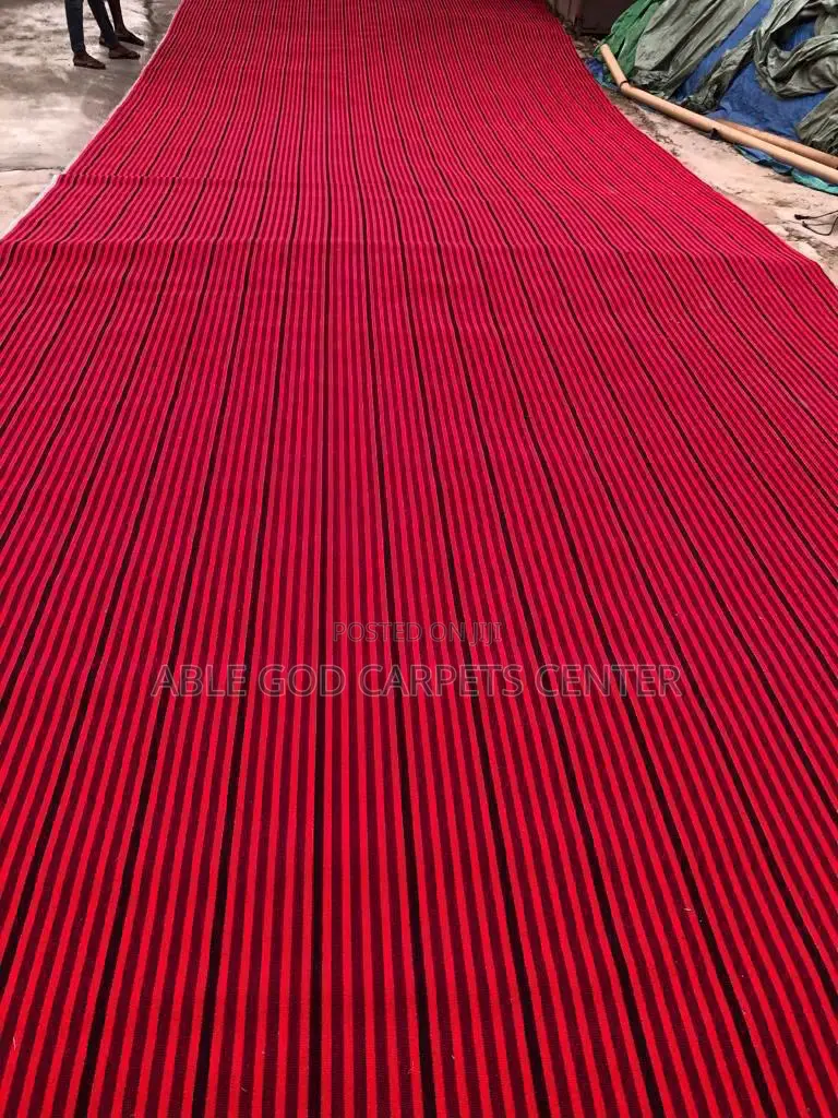 Heavy and Quality Wine Industrial Woolen Carpets With Designs