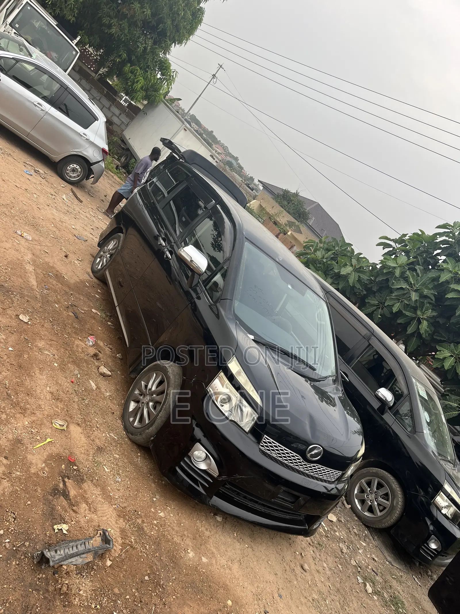 Toyota Voxy V 2WD 8-Seater 2010 Black