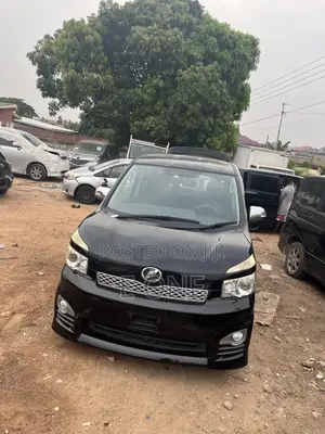 Toyota Voxy V 2WD 8-Seater 2010 Black