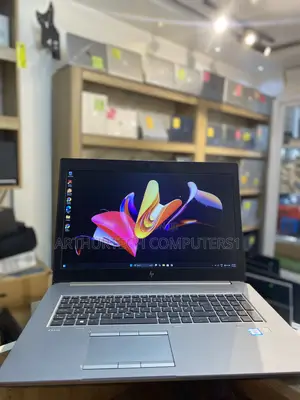 Laptop HP ZBook 17 G5 32GB Intel Xeon SSD 1T