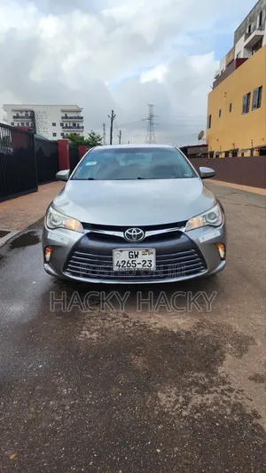 Toyota Camry 2016 Silver