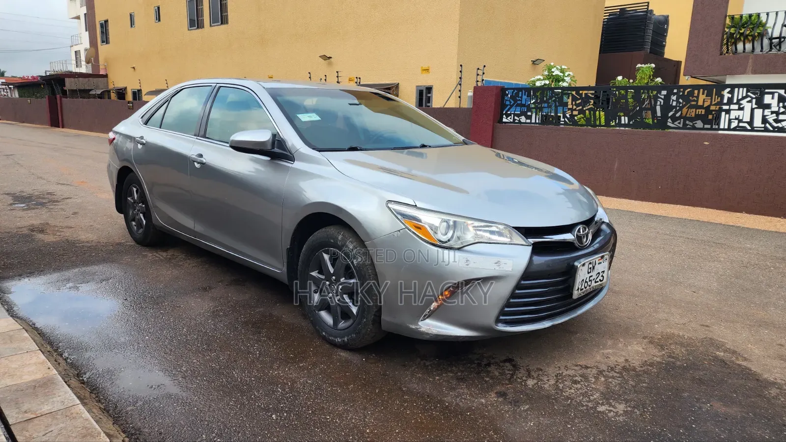 Toyota Camry 2016 Silver