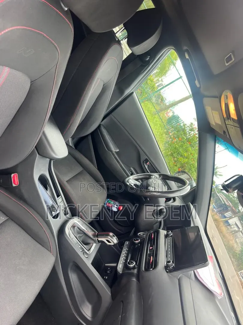 Hyundai Kona 2022 Black