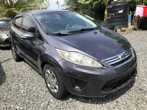 Ford Fiesta S Sedan 2016 Gray