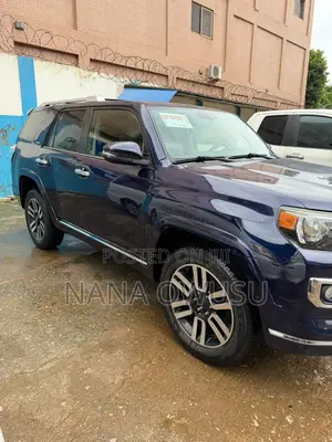 Toyota 4-Runner TRD Pro 4x4 2018 Purple
