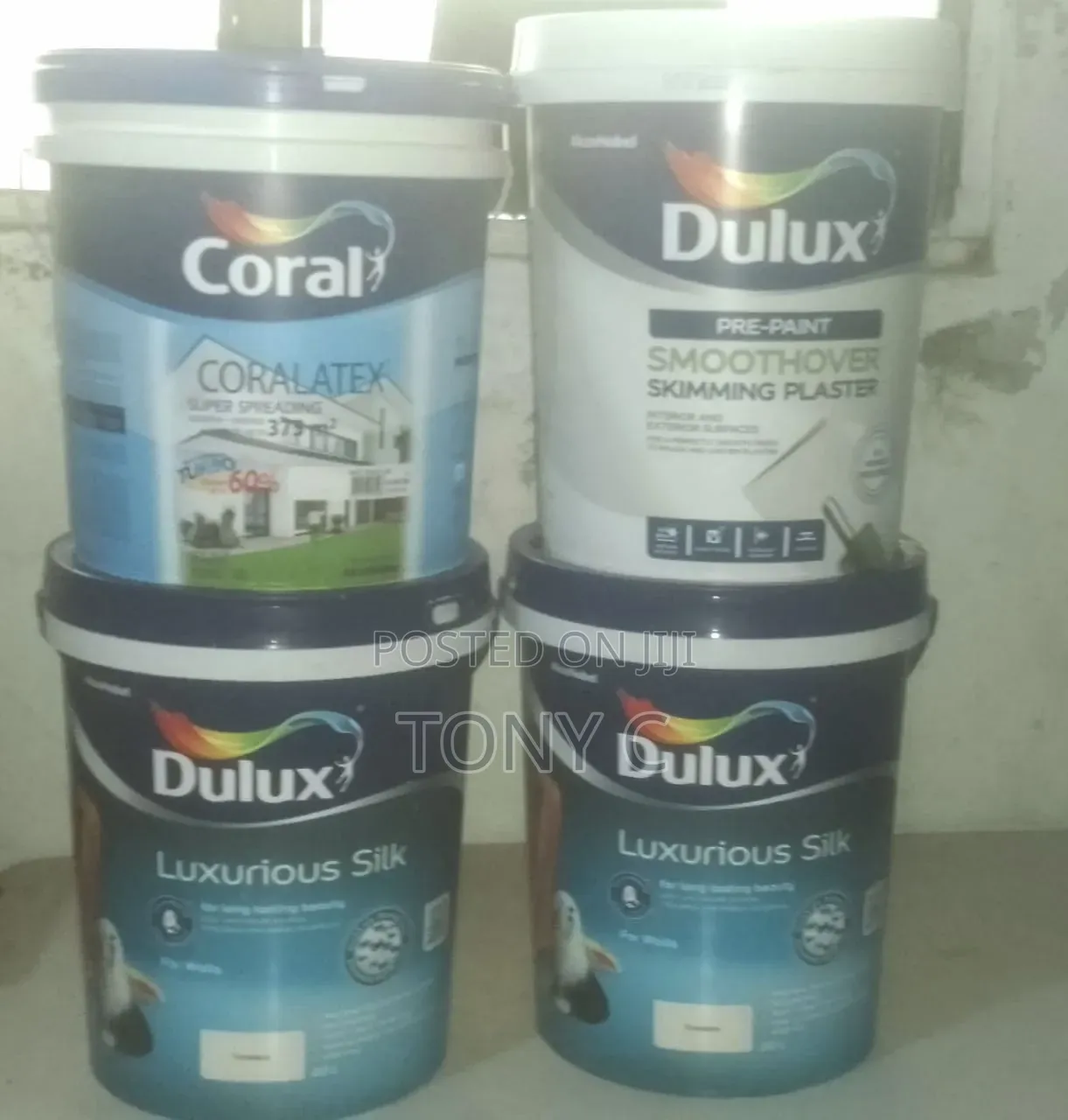 Dulux Acrylic Silk Paint