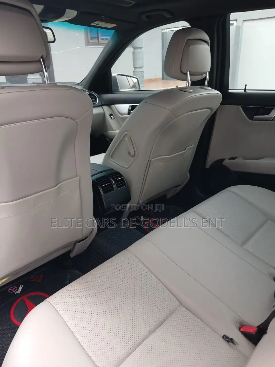 Mercedes-Benz C250 2014 Silver