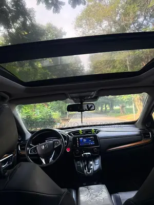 Honda CR-V Touring AWD 2020 Gold