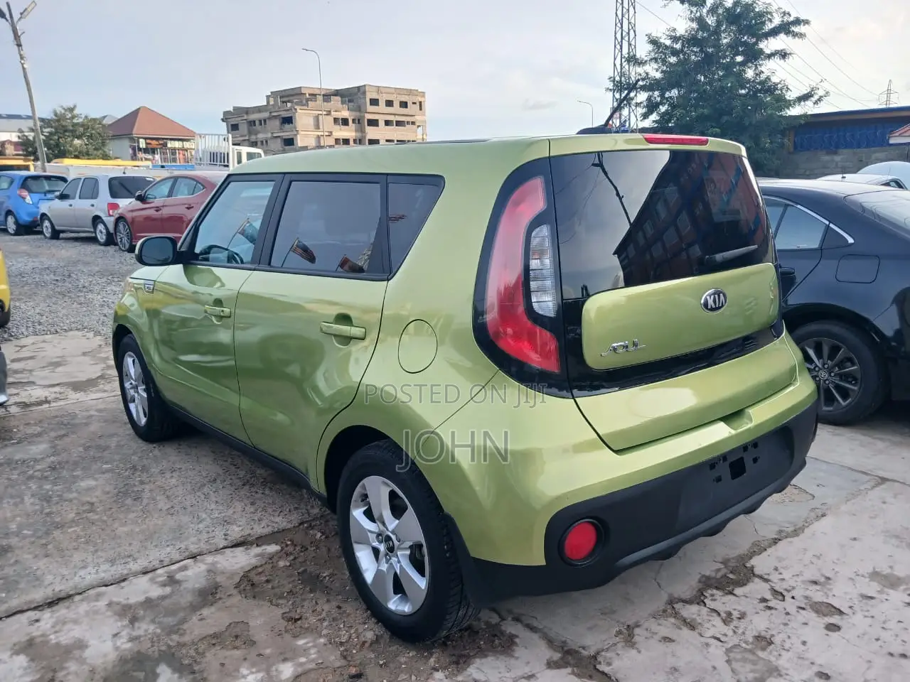 Kia Soul Base Hatchback 2017 Green