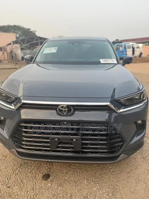 New Toyota Highlander 2024 Gray