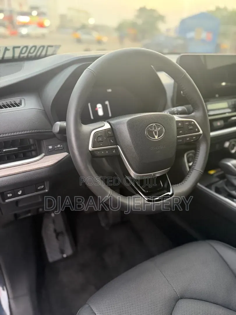New Toyota Highlander 2024 Gray