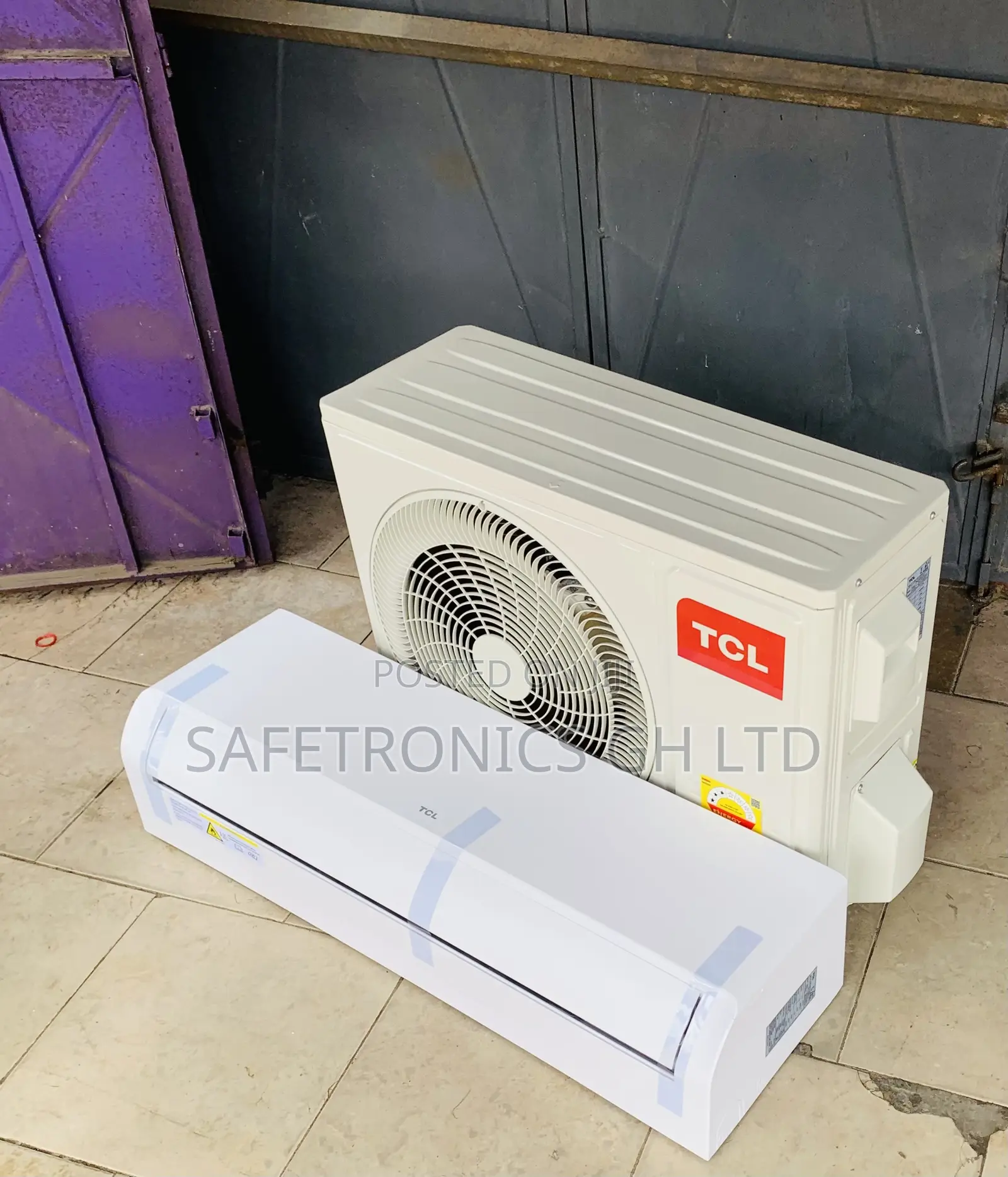 Neatly Sealed White Split Type TCL 2.5 Hp R410 Air Conditioner