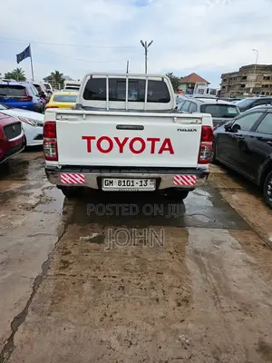 Toyota Hilux 3.0 D-4D 4x4 2013 White