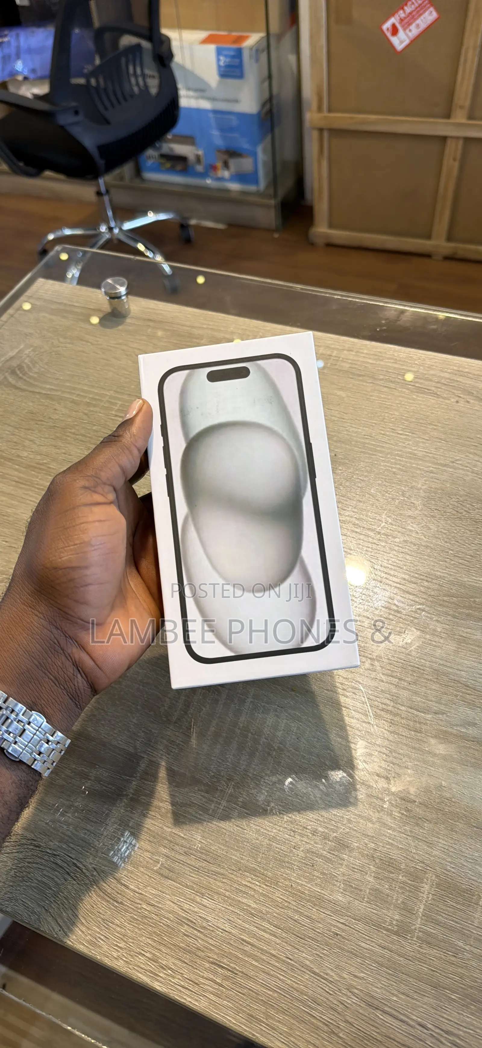 New Apple iPhone 15 Plus 128 GB White