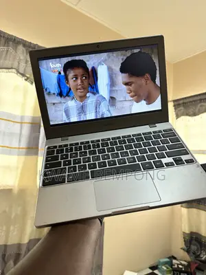Laptop Samsung Chromebook XE310 4GB Intel Celeron eMMC 32GB