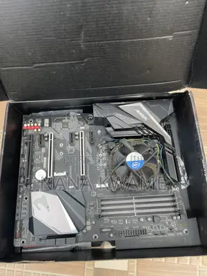 Gigabyte Z390 Aorus Pro Wifi + I7 Cpu