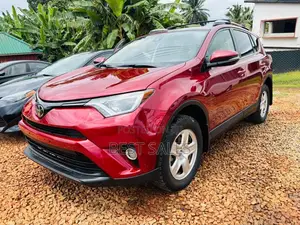 Toyota RAV4 2018 Burgundy