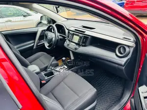 Toyota RAV4 2018 Burgundy