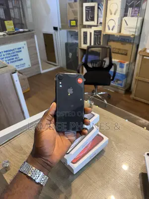 New Apple iPhone XR 64 GB