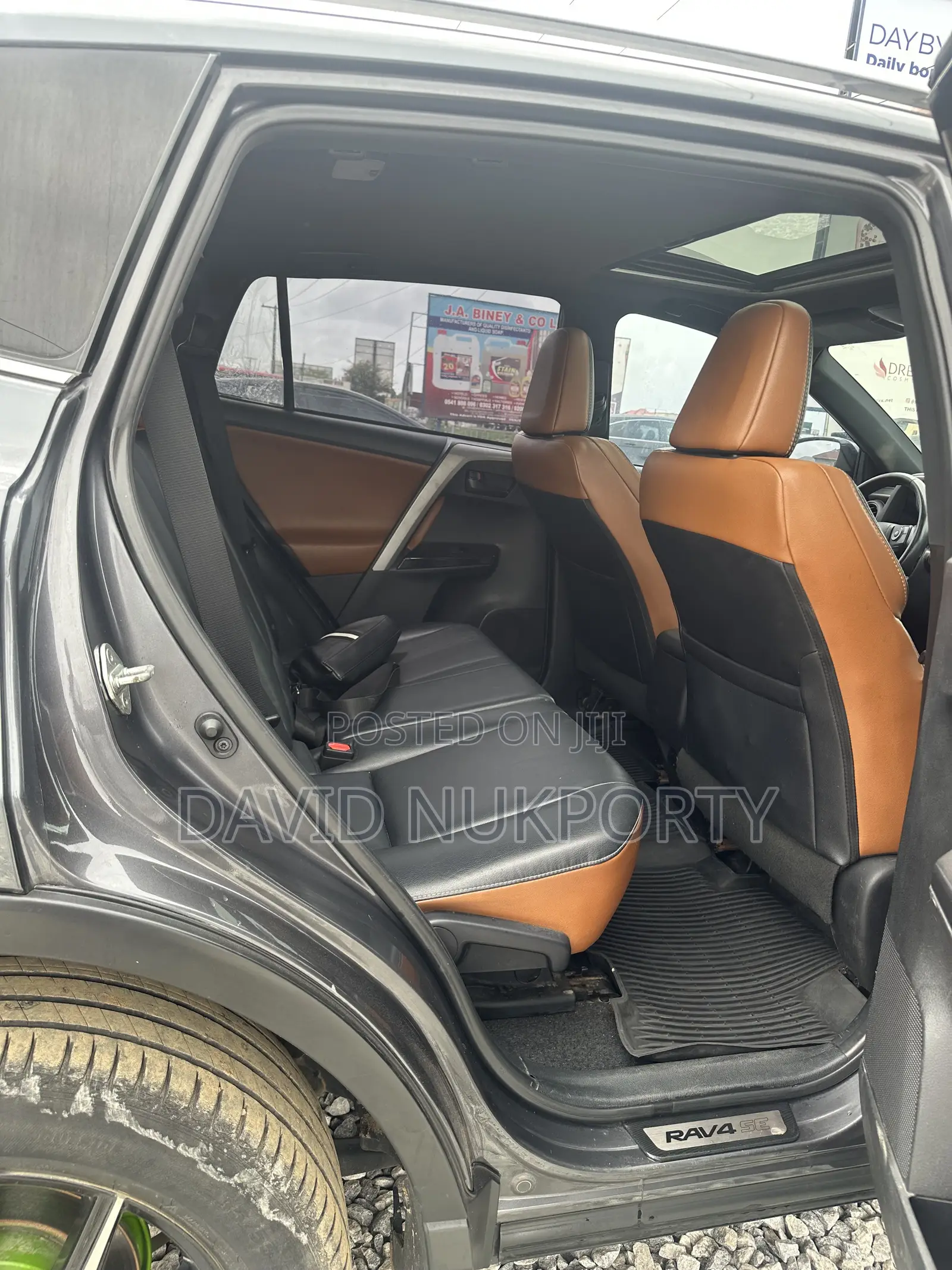 Toyota RAV4 2017 Gray