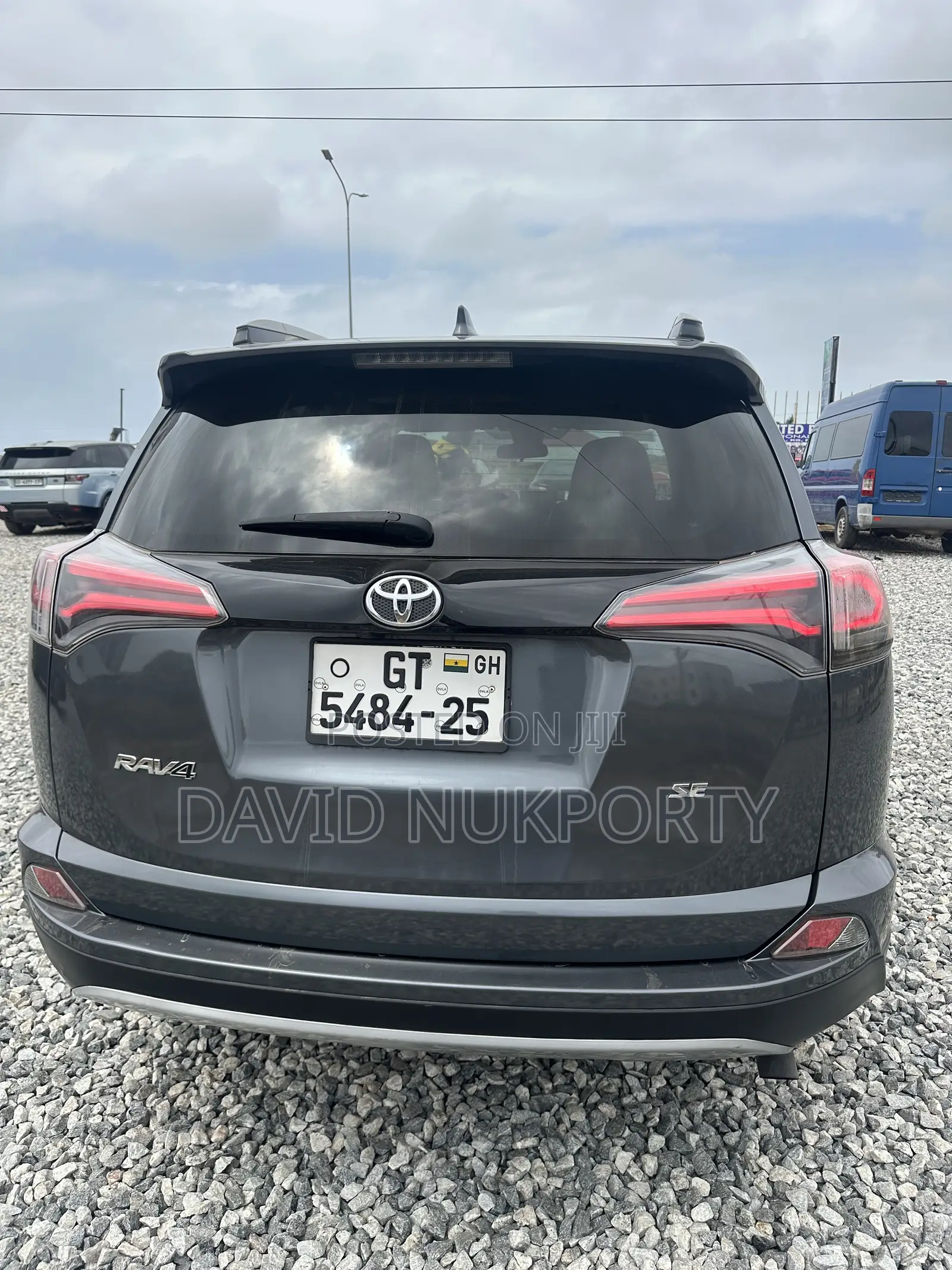 Toyota RAV4 2017 Gray