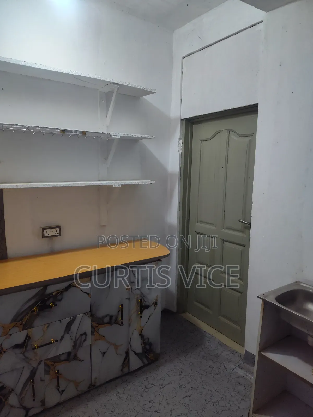 1bdrm Bedsitter in Curtis'S Estate, New Gbawe for rent