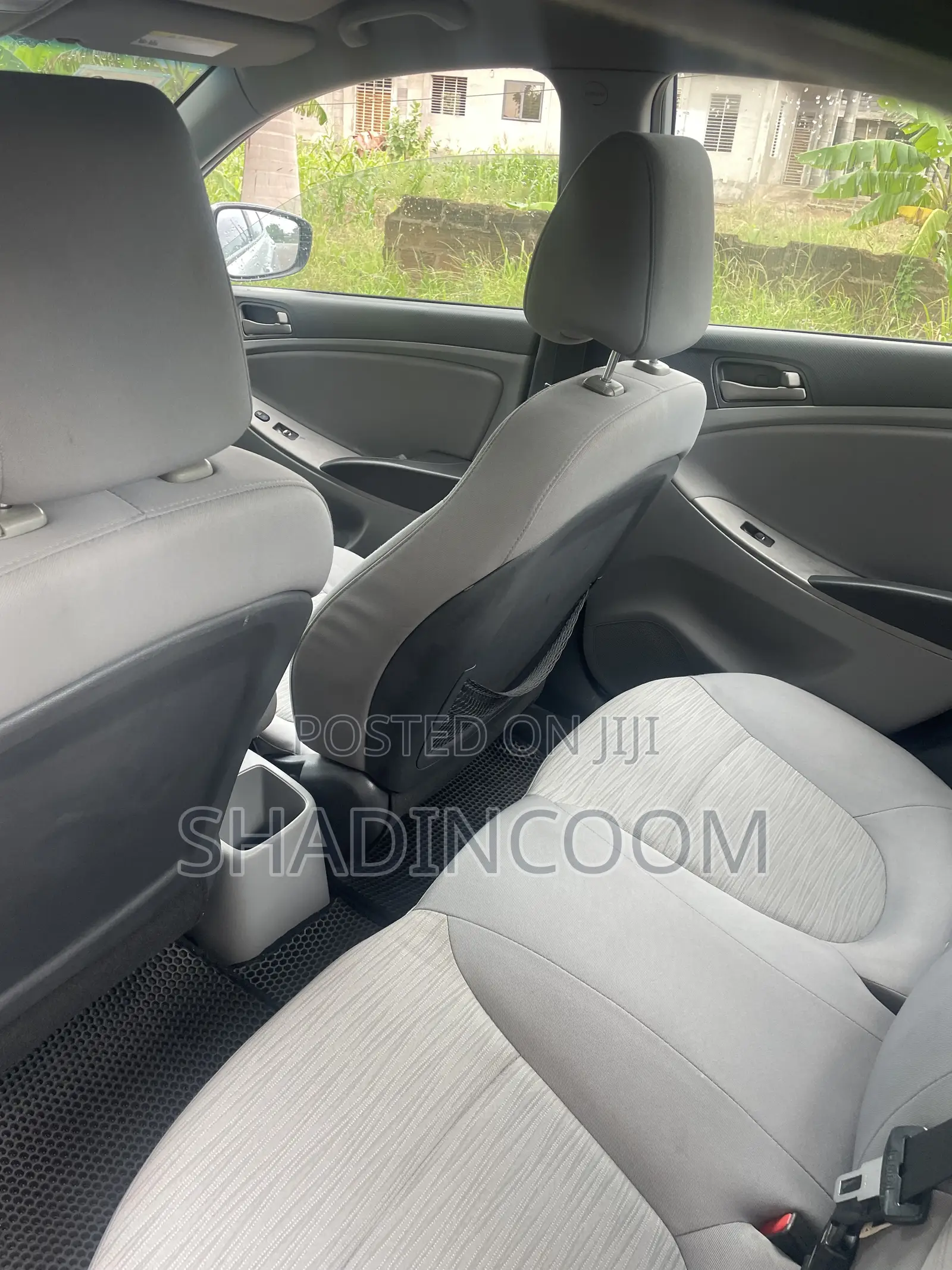 Hyundai Accent SE Sedan 2017 Silver