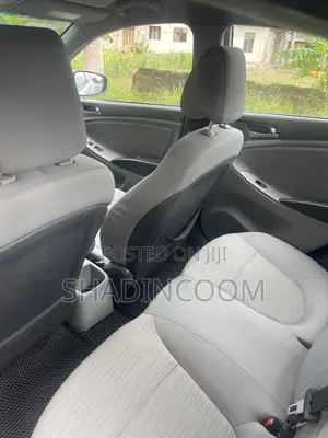 Hyundai Accent SE Sedan 2017 Silver