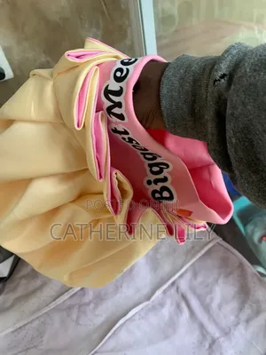 Hair Bonnets Available in Many Colours