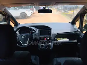 Toyota Voxy 2015 Black