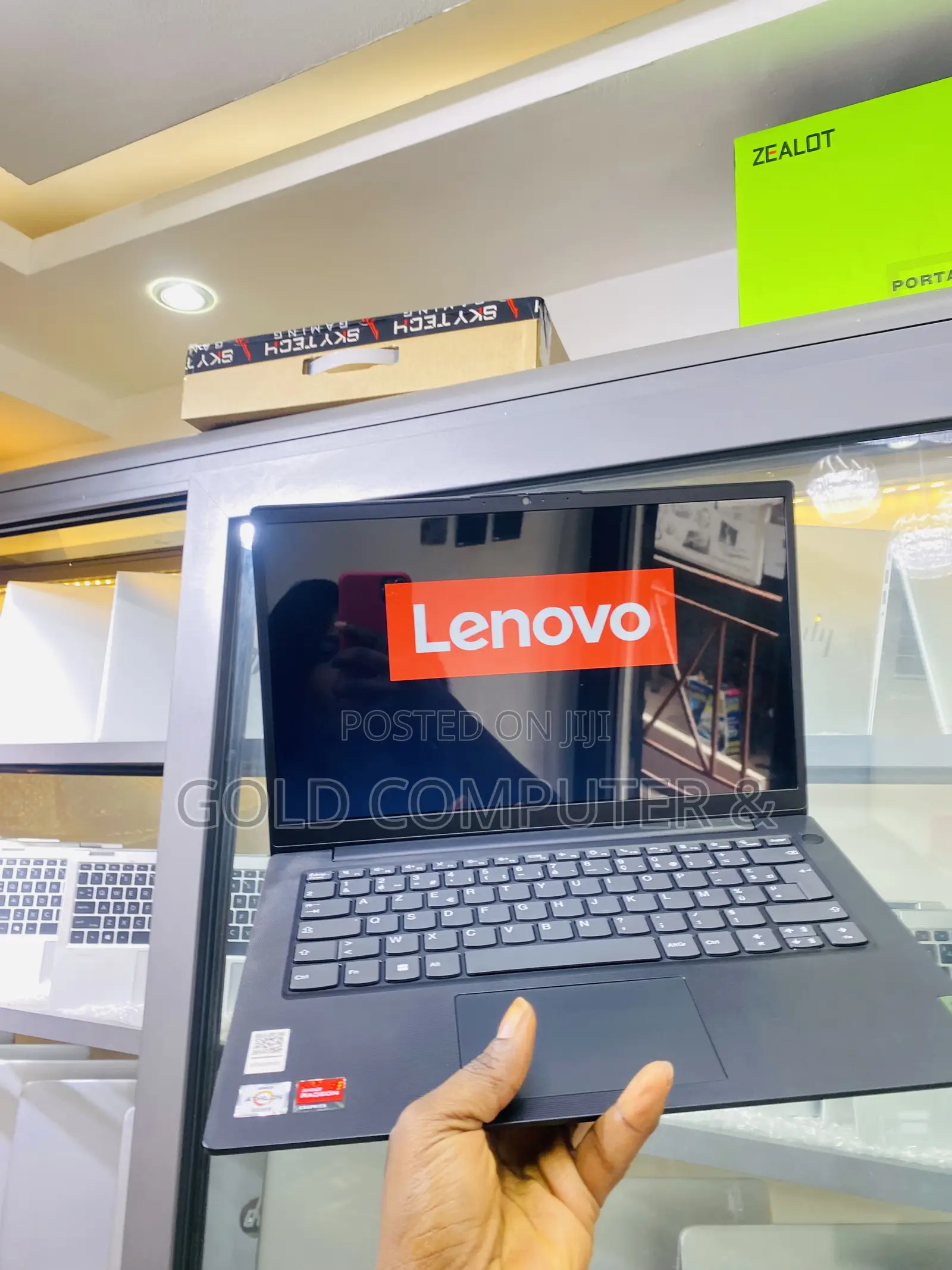Laptop Lenovo Ideapad V14 IGL 8GB AMD SSD 128GB