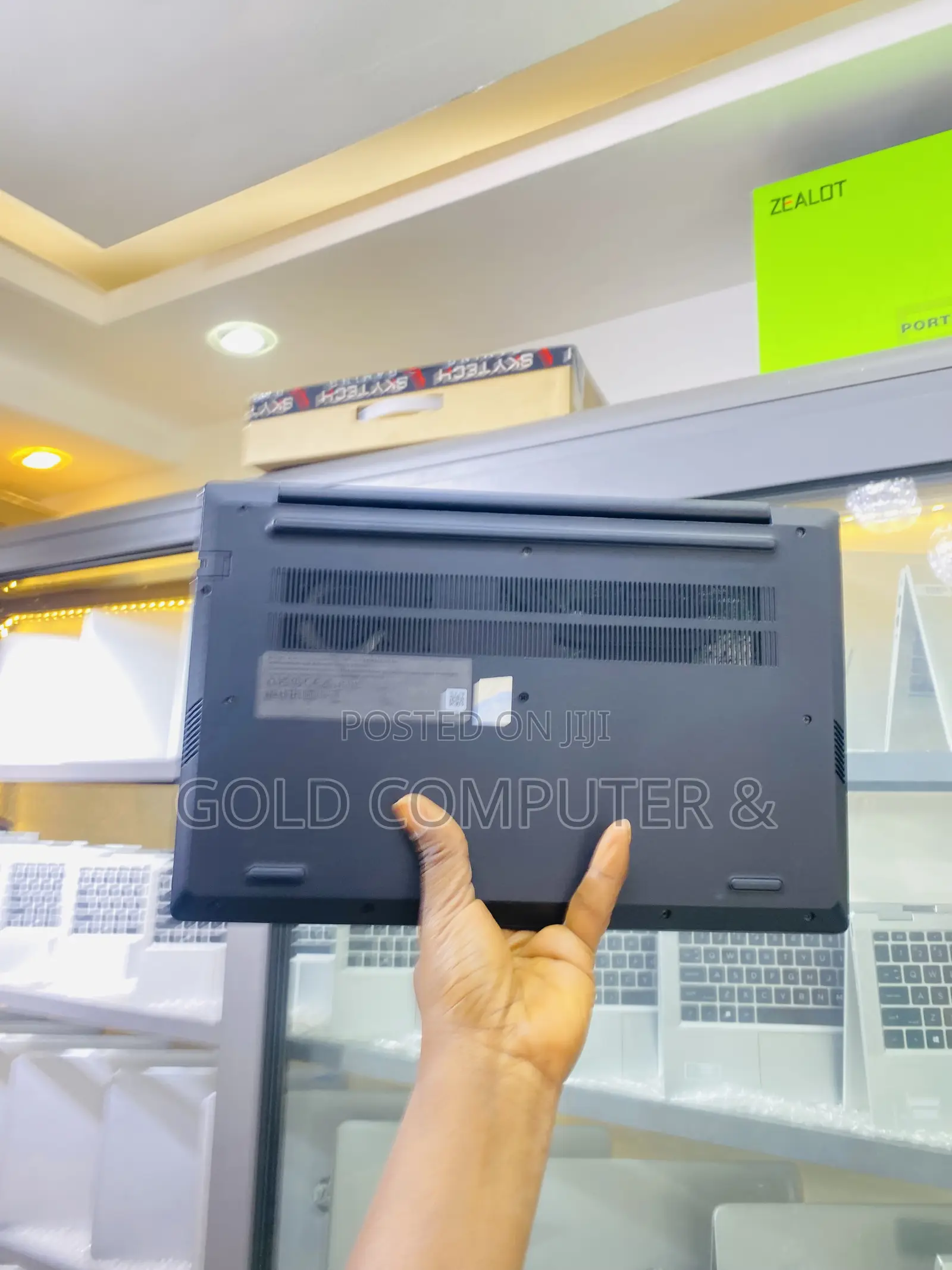 Laptop Lenovo Ideapad V14 IGL 8GB AMD SSD 128GB