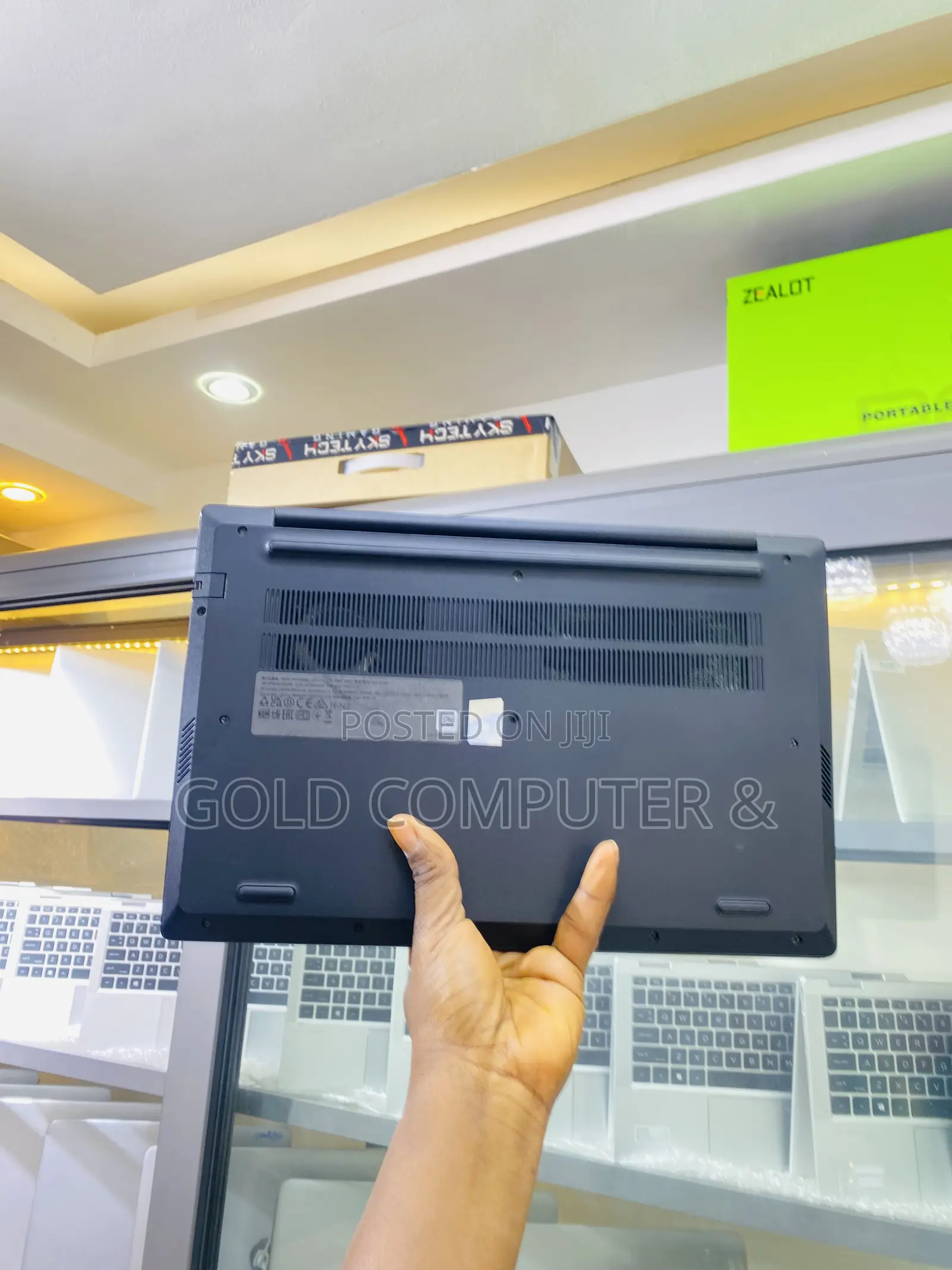 Laptop Lenovo Ideapad V14 IGL 8GB AMD SSD 128GB